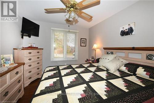 31 Parliament Crescent, London, ON - Indoor Photo Showing Bedroom