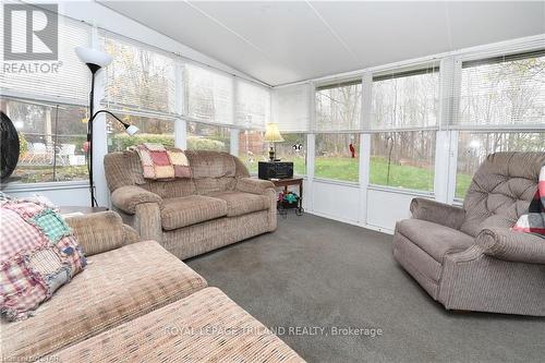 31 Parliament Crescent, London, ON - Indoor Photo Showing Living Room