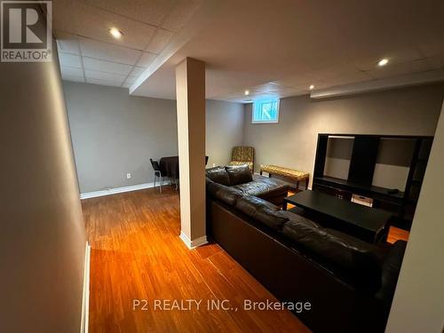 21 Silver Trail, Barrie, ON - Indoor Photo Showing Other Room