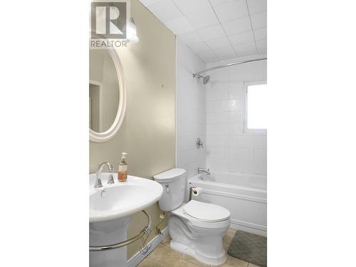 67 White Street, Kitimat, BC - Indoor Photo Showing Bathroom