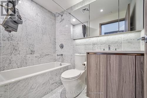 109 - 95 Mcmahon Drive, Toronto, ON - Indoor Photo Showing Bathroom