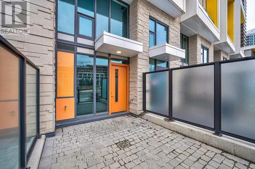 #109 -95 Mcmahon Dr, Toronto, ON - Outdoor With Exterior