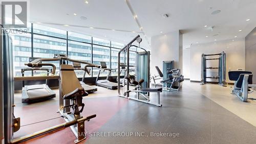 #2512 -470 Front St W, Toronto, ON - Indoor Photo Showing Gym Room
