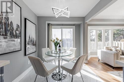29 Major Oak Terrace, Toronto, ON - Indoor Photo Showing Dining Room