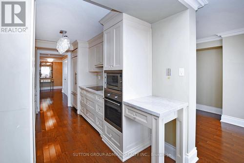 #1111 -11 Townsgate Dr, Vaughan, ON - Indoor Photo Showing Kitchen