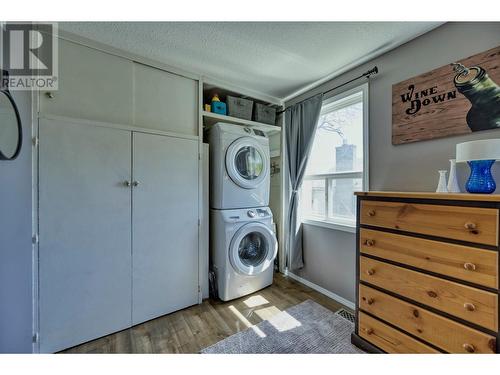 6008 Cottonwood Drive, Osoyoos, BC - Indoor Photo Showing Laundry Room