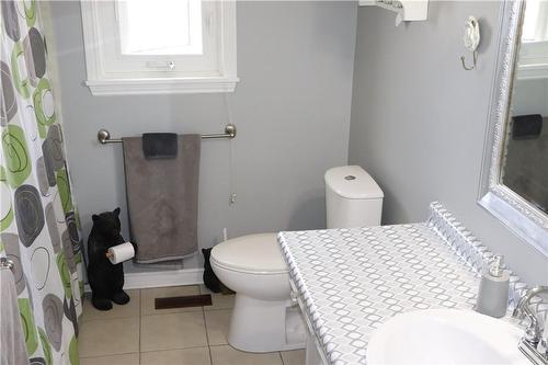 119 Jarrett Place, Dunnville, ON - Indoor Photo Showing Bathroom
