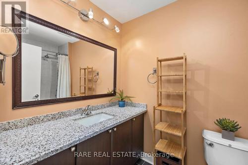 143 - 525 Wilson Avenue, Toronto, ON - Indoor Photo Showing Bathroom