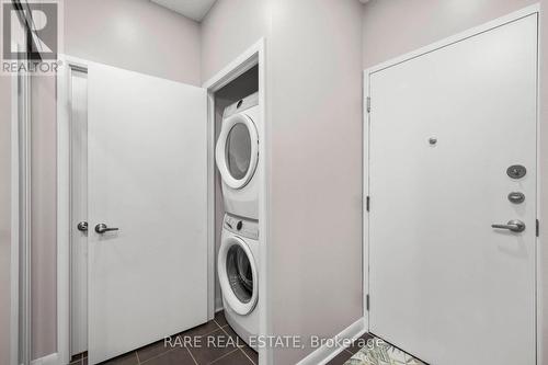 #143 -525 Wilson Ave, Toronto, ON - Indoor Photo Showing Laundry Room