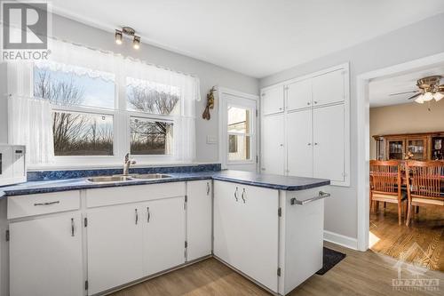 3060 Russland Road, Vars, ON - Indoor Photo Showing Kitchen With Double Sink