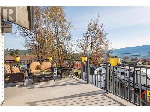2186 Finlay Court, Lake Country, BC - Outdoor With Exterior
