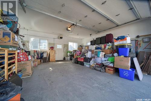 115 Connaught Crescent, Regina, SK - Indoor Photo Showing Garage
