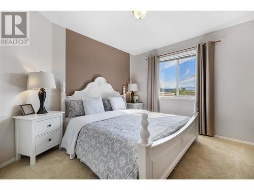 1056 Caledonia Way, West Kelowna, BC - Indoor Photo Showing Bedroom