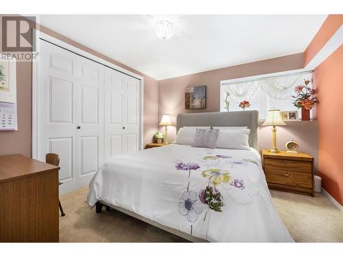 1056 Caledonia Way, West Kelowna, BC - Indoor Photo Showing Bedroom