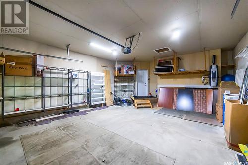 103 Hettle Cove, Saskatoon, SK - Indoor Photo Showing Garage