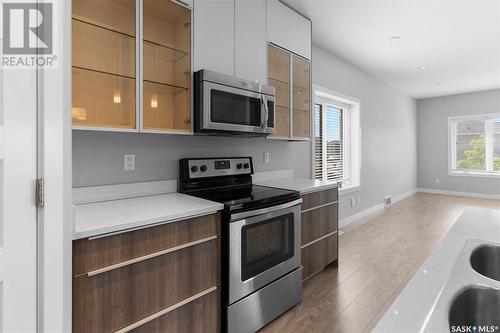 1018 Evergreen Boulevard, Saskatoon, SK - Indoor Photo Showing Kitchen