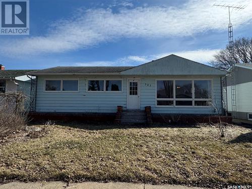 307 1St Avenue Ne, Preeceville, SK - Outdoor