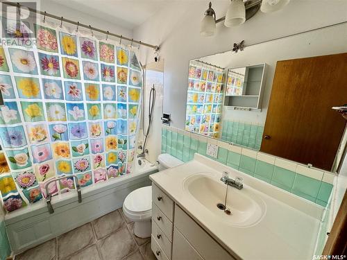 307 1St Avenue Ne, Preeceville, SK - Indoor Photo Showing Bathroom