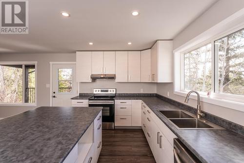 2482 Bernard Road, Prince George, BC - Indoor Photo Showing Kitchen With Double Sink With Upgraded Kitchen