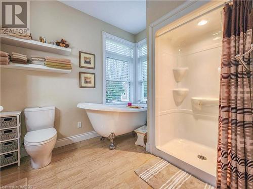 37 Grouse Drive, Oliphant, ON - Indoor Photo Showing Bathroom