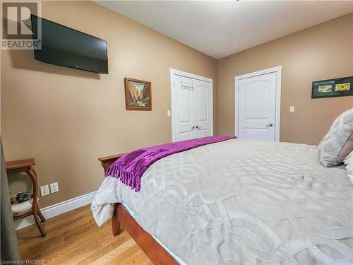 37 Grouse Drive, Oliphant, ON - Indoor Photo Showing Bedroom