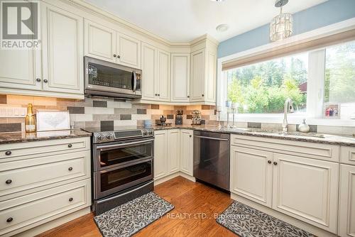 294 Lau-Ren Road, Laurentian Hills, ON - Indoor Photo Showing Kitchen With Double Sink