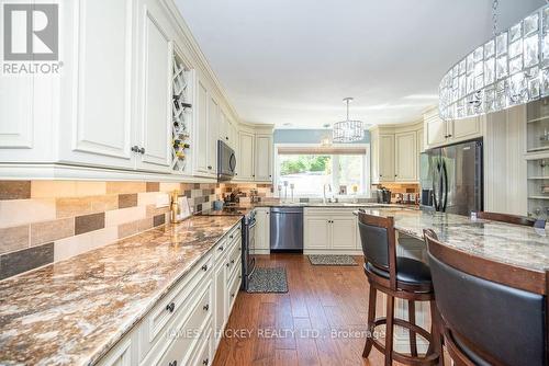 294 Lau-Ren Road, Laurentian Hills, ON - Indoor Photo Showing Kitchen With Upgraded Kitchen