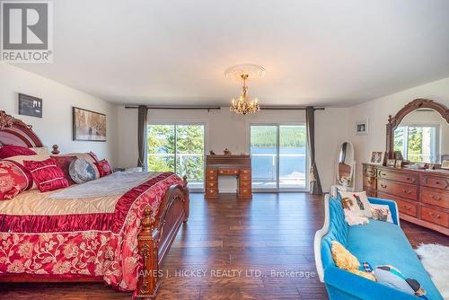 294 Lau-Ren Road, Laurentian Hills, ON - Indoor Photo Showing Bedroom