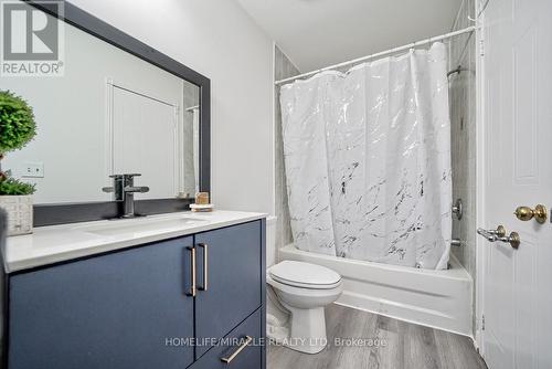 5893 Sidmouth St, Mississauga, ON - Indoor Photo Showing Bathroom