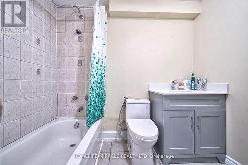 5893 Sidmouth St, Mississauga, ON - Indoor Photo Showing Bathroom