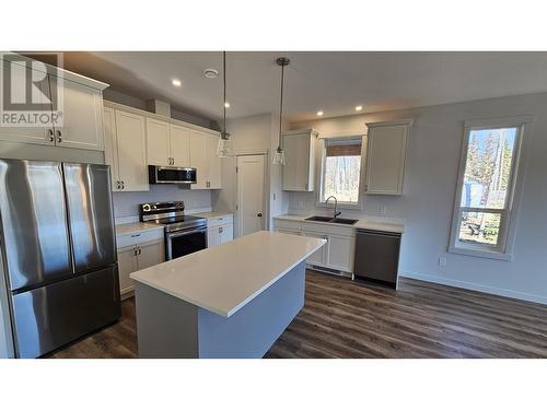 1248 Fir Street, Telkwa, BC - Indoor Photo Showing Kitchen With Double Sink