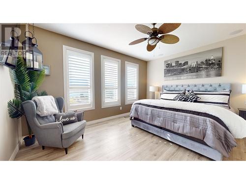 3033 37Th Street, Osoyoos, BC - Indoor Photo Showing Bedroom