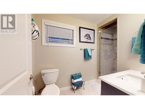 3033 37Th Street, Osoyoos, BC - Indoor Photo Showing Bathroom