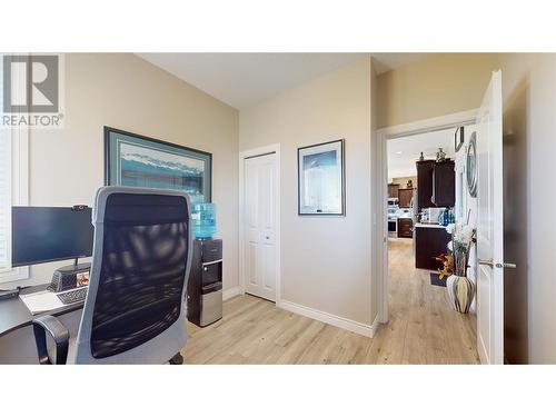 3033 37Th Street, Osoyoos, BC - Indoor Photo Showing Office