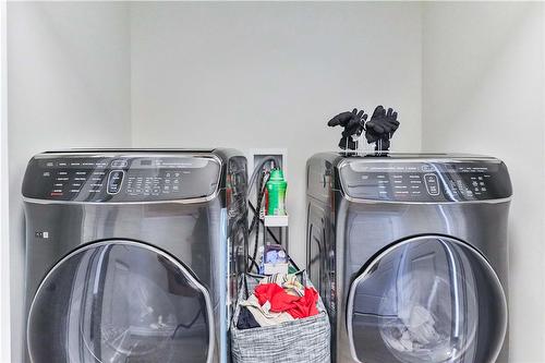 10 Curren Crescent, Tillsonburg, ON - Indoor Photo Showing Laundry Room