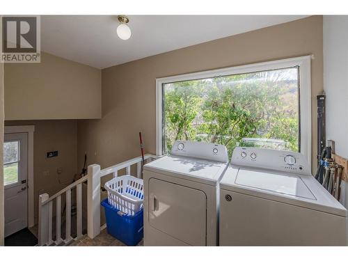 105 Spruce Road, Penticton, BC - Indoor Photo Showing Laundry Room