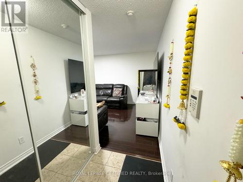#1602 -18 Spring Garden Ave, Toronto, ON - Indoor Photo Showing Other Room