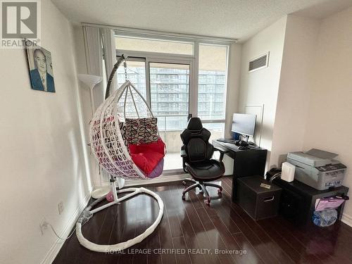 #1602 -18 Spring Garden Ave, Toronto, ON - Indoor Photo Showing Office