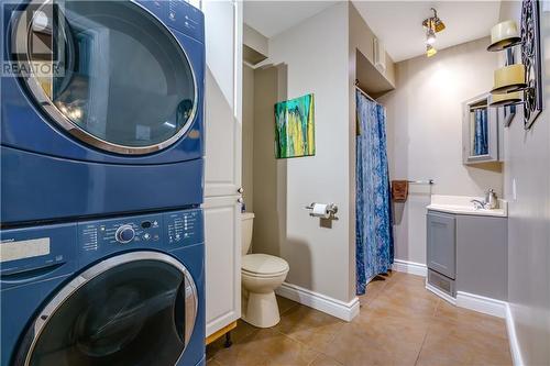 35 Second Street E, Cornwall, ON - Indoor Photo Showing Laundry Room