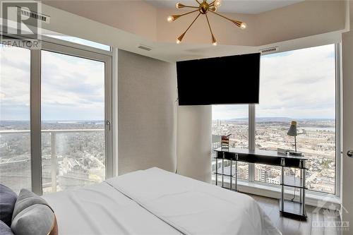 805 Carling Avenue Unit#3302, Ottawa, ON - Indoor Photo Showing Bedroom
