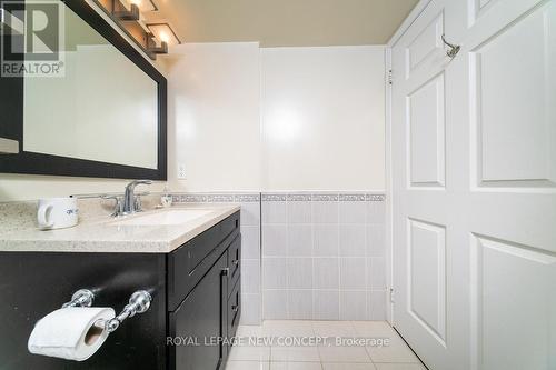 #311 -5 Emerald Lane, Vaughan, ON - Indoor Photo Showing Bathroom