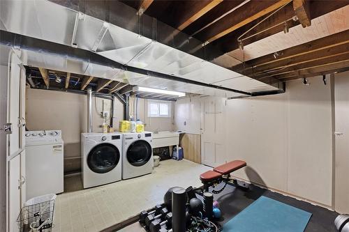 213 Bell Street, Port Colborne, ON - Indoor Photo Showing Laundry Room
