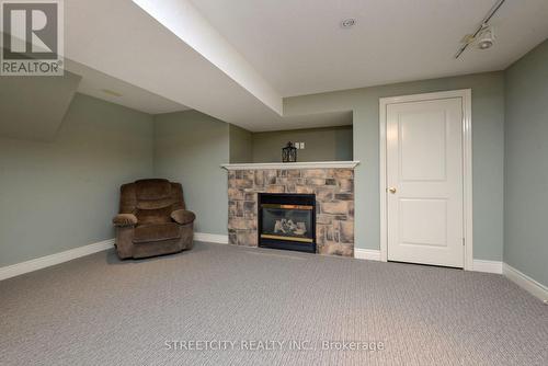 29 Oak Ridge Drive, Orangeville, ON - Indoor With Fireplace