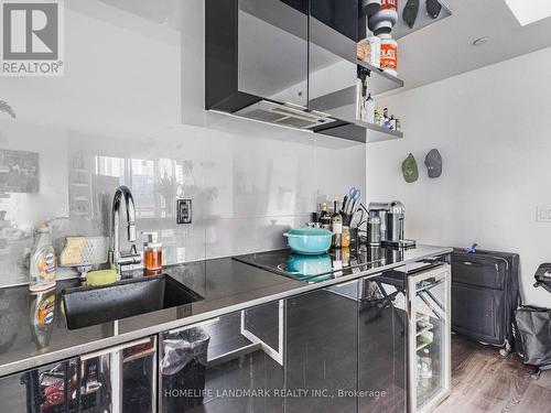 3411 - 70 Temperance Street, Toronto, ON - Indoor Photo Showing Kitchen With Upgraded Kitchen