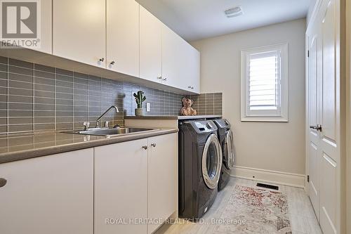 35 Bradford Crt, Whitby, ON - Indoor Photo Showing Laundry Room