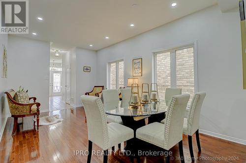 105 Boticelli Way, Vaughan, ON - Indoor Photo Showing Dining Room