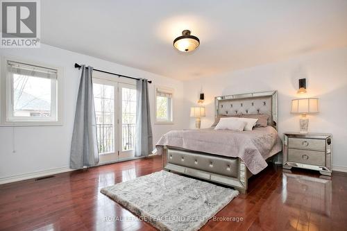 36 Valleyford Avenue, Richmond Hill, ON - Indoor Photo Showing Bedroom