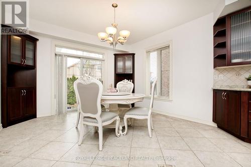 36 Valleyford Avenue, Richmond Hill, ON - Indoor Photo Showing Dining Room