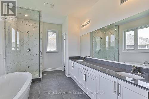 40 Joiner Circle, Whitchurch-Stouffville, ON - Indoor Photo Showing Bathroom