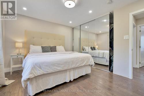 19 Sugarbush Road, Oro-Medonte, ON - Indoor Photo Showing Bedroom